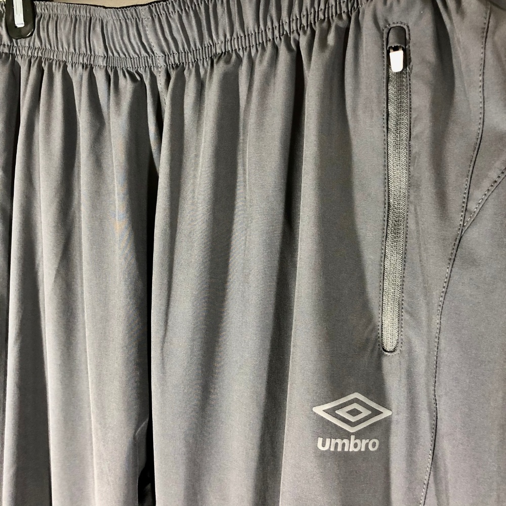 Umbro Large Gray Athletic Track Pants - Picture 3 of 5